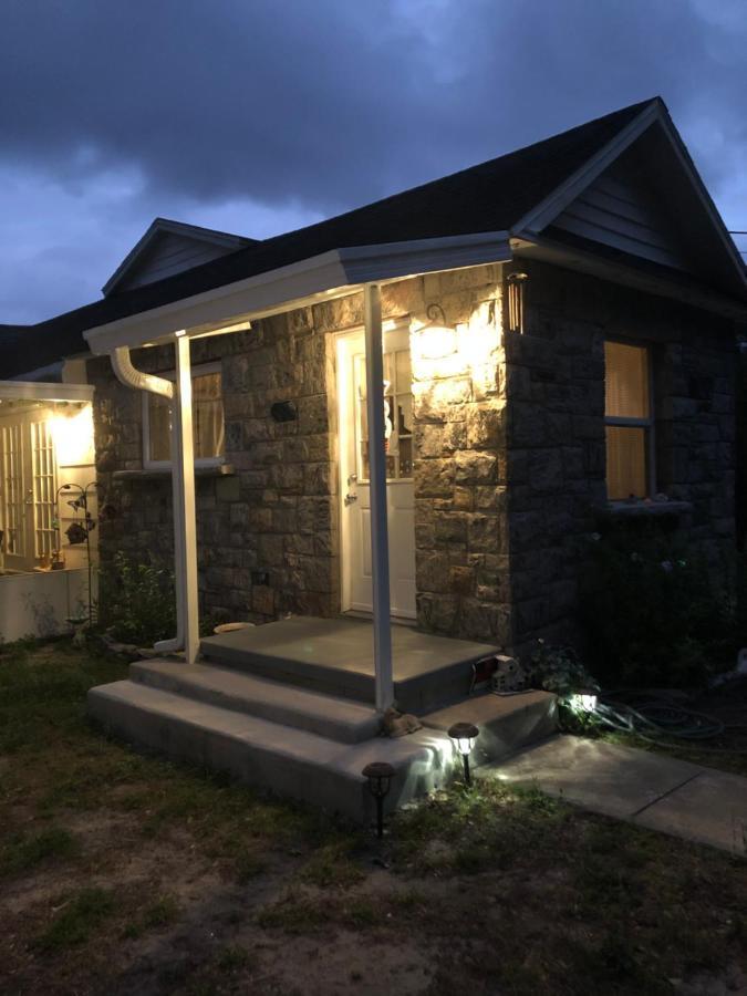 Cozy Cottage River House Уики Уочи Екстериор снимка